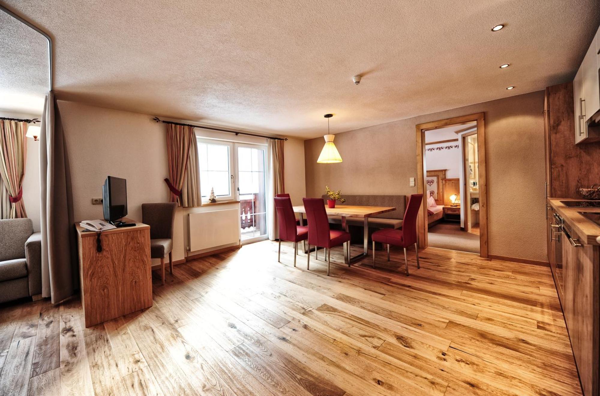 Hotel Dorfstadl Kappl  Esterno foto