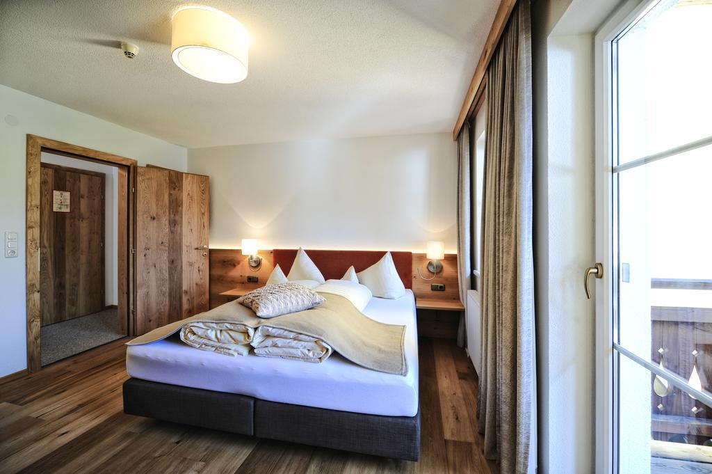 Hotel Dorfstadl Kappl  Esterno foto